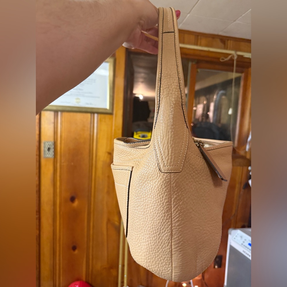 Coach Ergo Tan Leather Shoulder Bag - Classic Pebbled Hobo - Picture 4 of 8